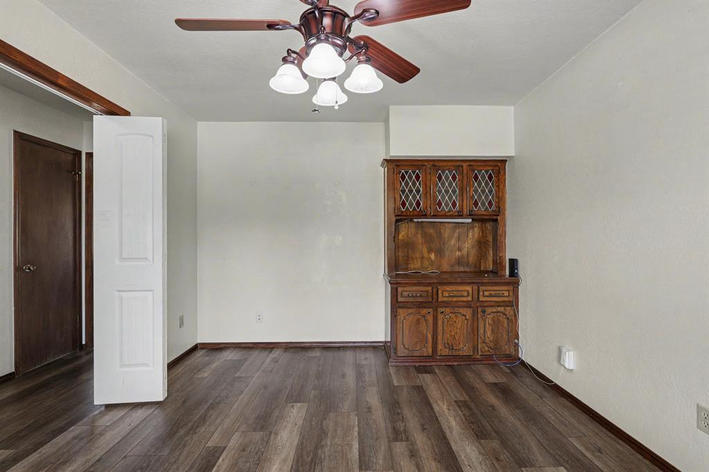 11605 Mackel Drive Property Photo 42
