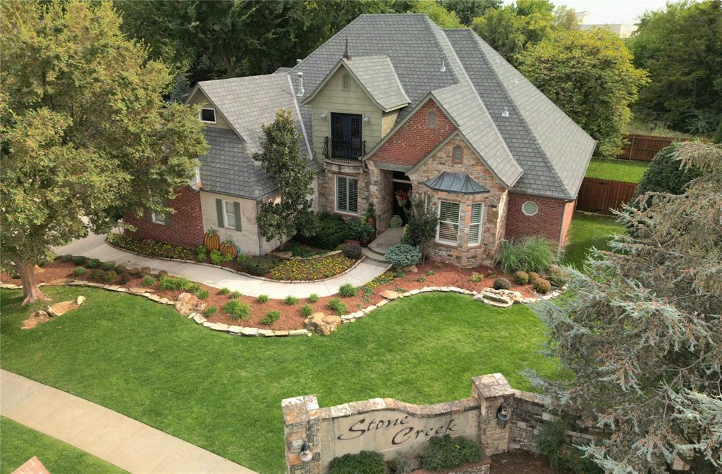 919 Stone Creek Boulevard Property Photo 1
