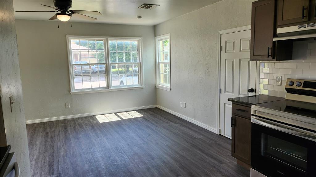 1833 Westchester Drive Property Photo 4