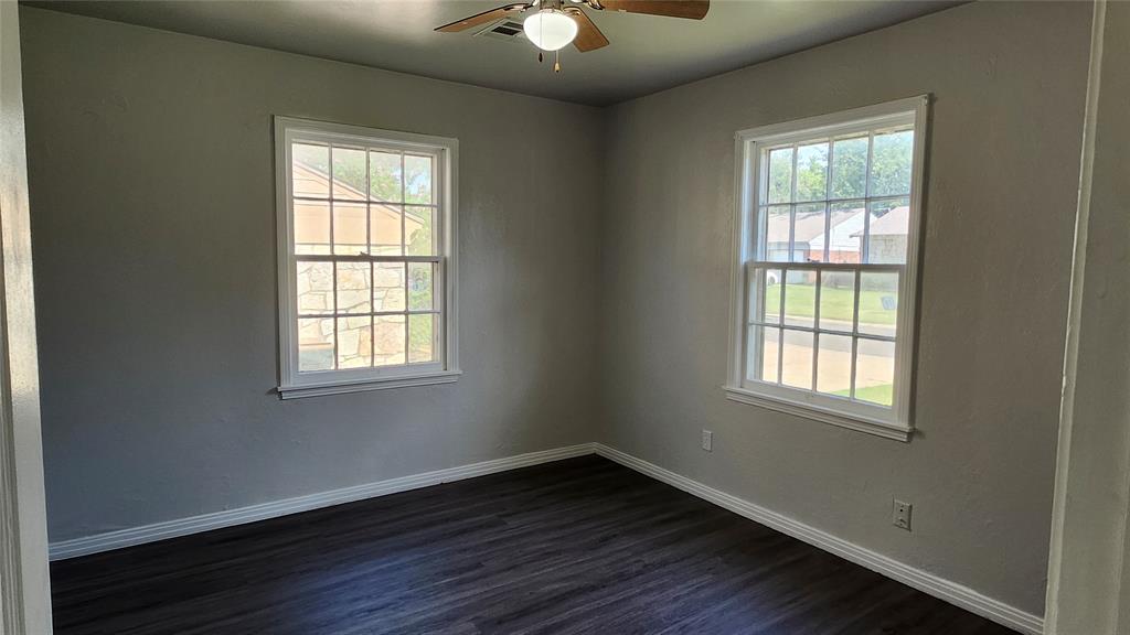 1833 Westchester Drive Property Photo 11