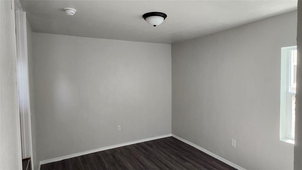 1833 Westchester Drive Property Photo 12