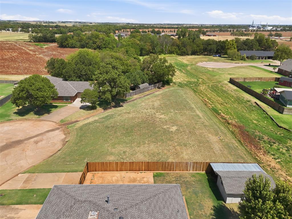 1206 W Fay Avenue Property Photo 4