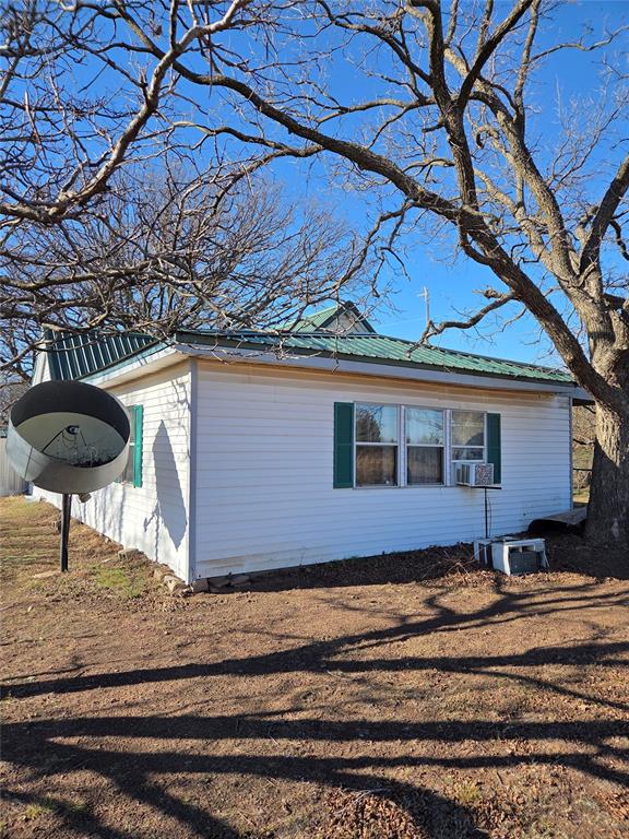 359149 E 1000 Road Property Photo 4