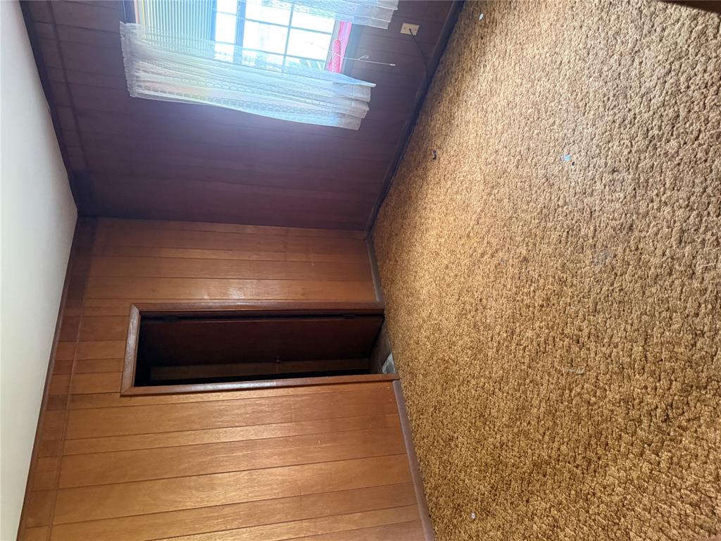 417 W 8th Street Property Photo 11