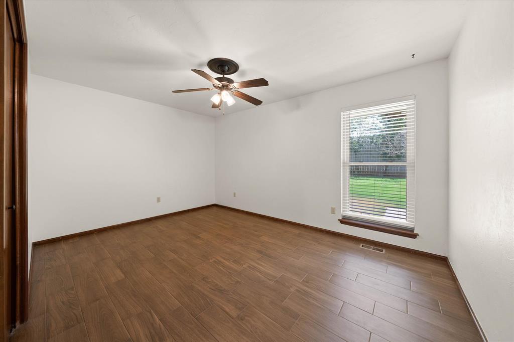 2312 Coachlight Drive Property Photo 32