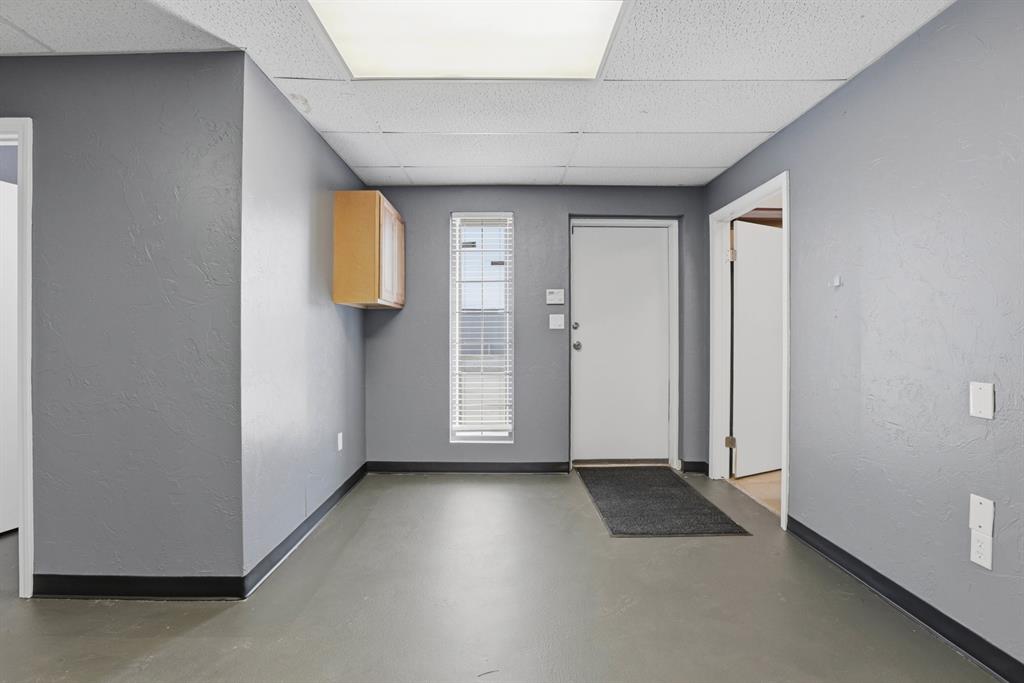 301 Nw 59th Street Property Photo 4