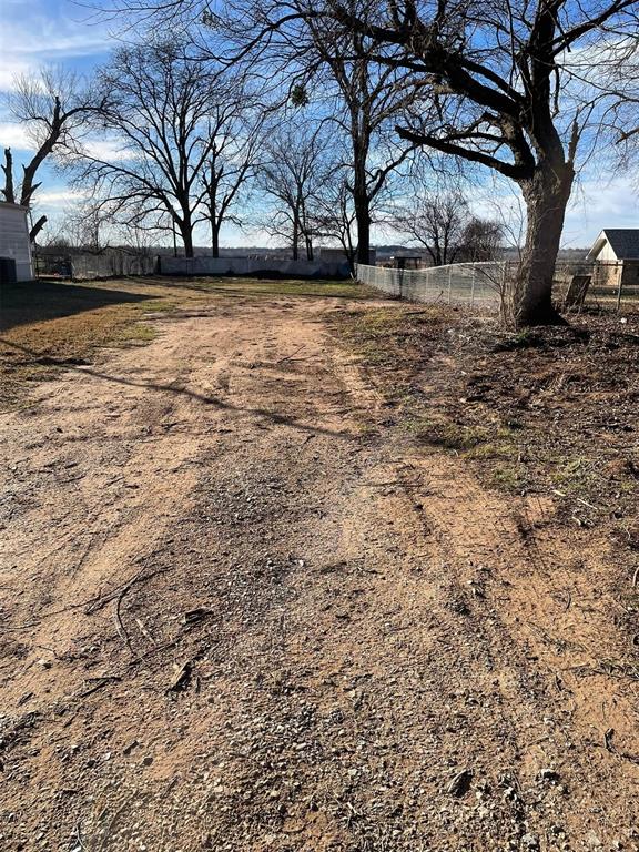 517 Ne 5th Street Property Photo 4