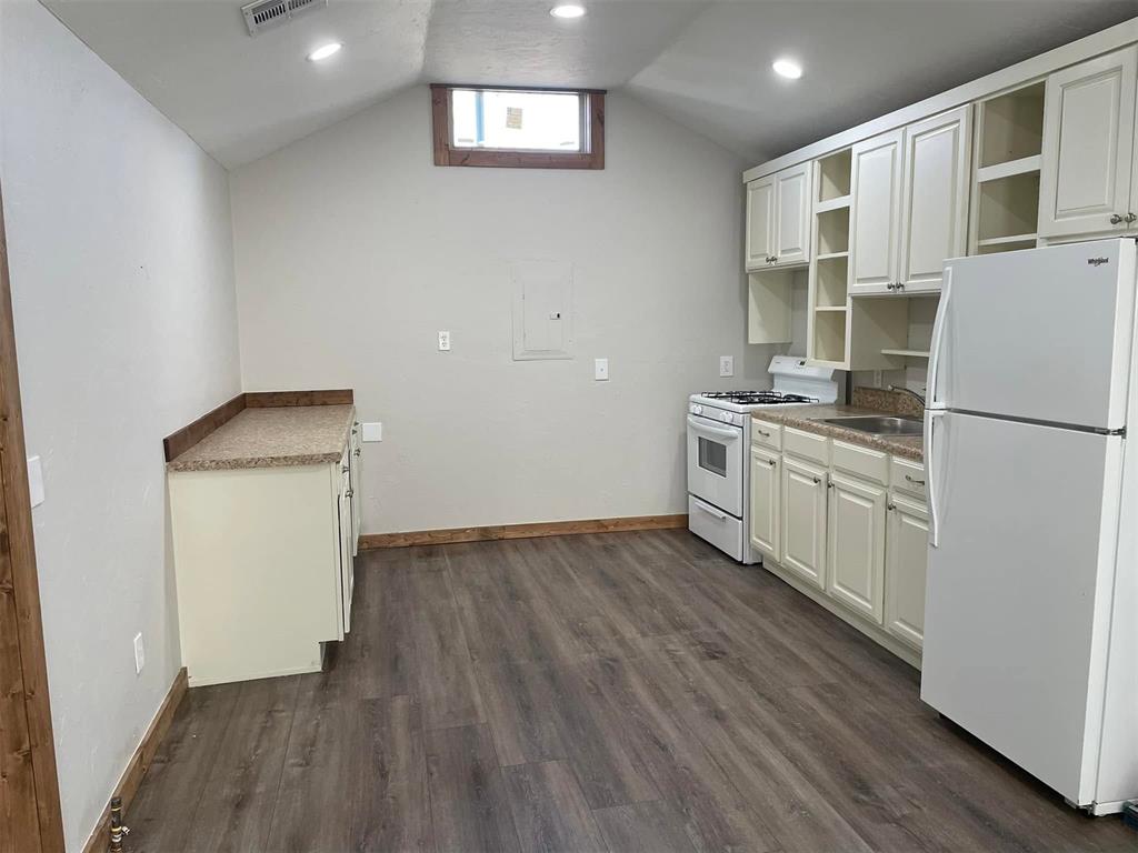 517 Ne 5th Street Property Photo 9