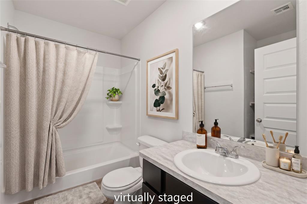 11832 Nw 94th Street Property Photo 8