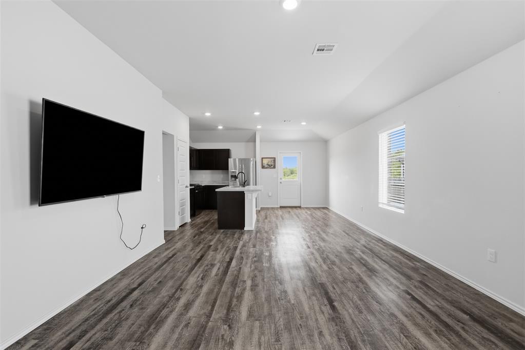 11832 Nw 94th Street Property Photo 15