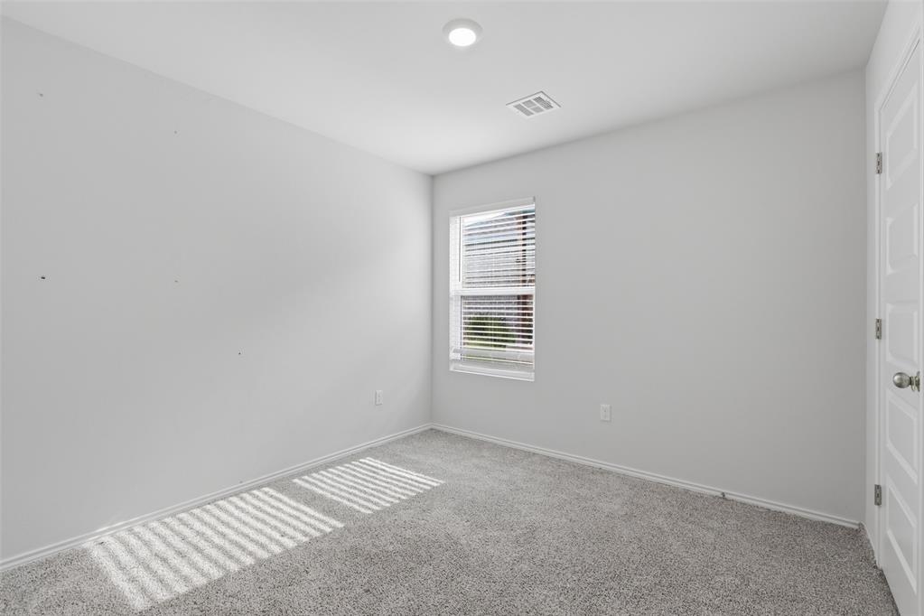 11832 Nw 94th Street Property Photo 27