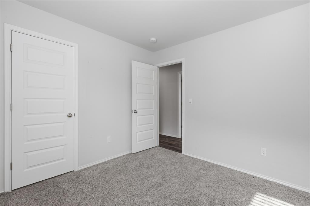 11832 Nw 94th Street Property Photo 28