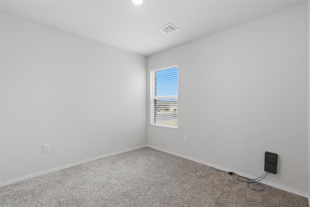11832 Nw 94th Street Property Photo 30