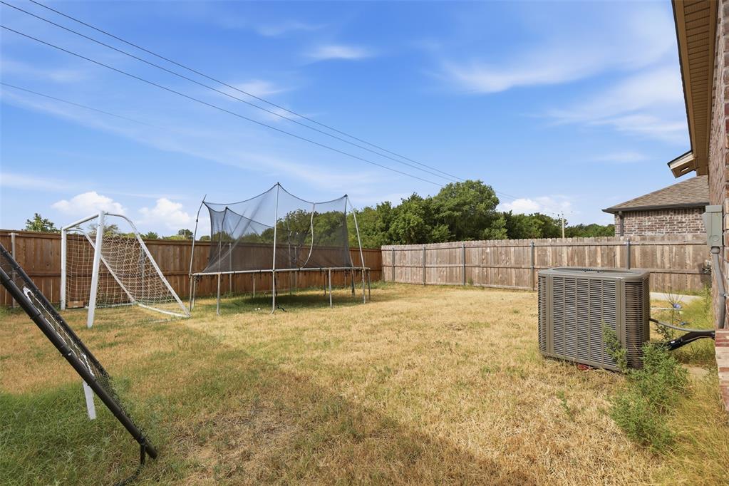 11832 Nw 94th Street Property Photo 35