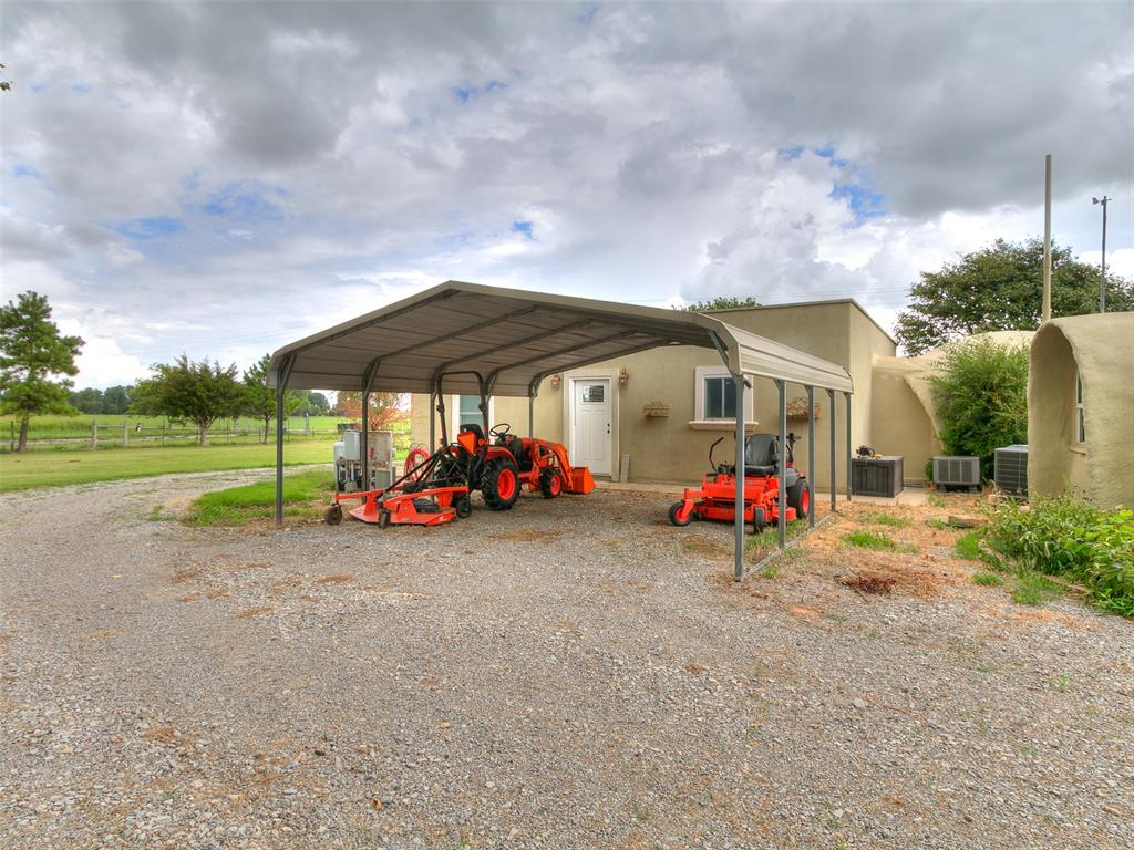 6745 N Gregory Road Property Photo 44