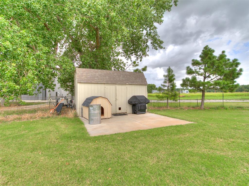 6745 N Gregory Road Property Photo 46