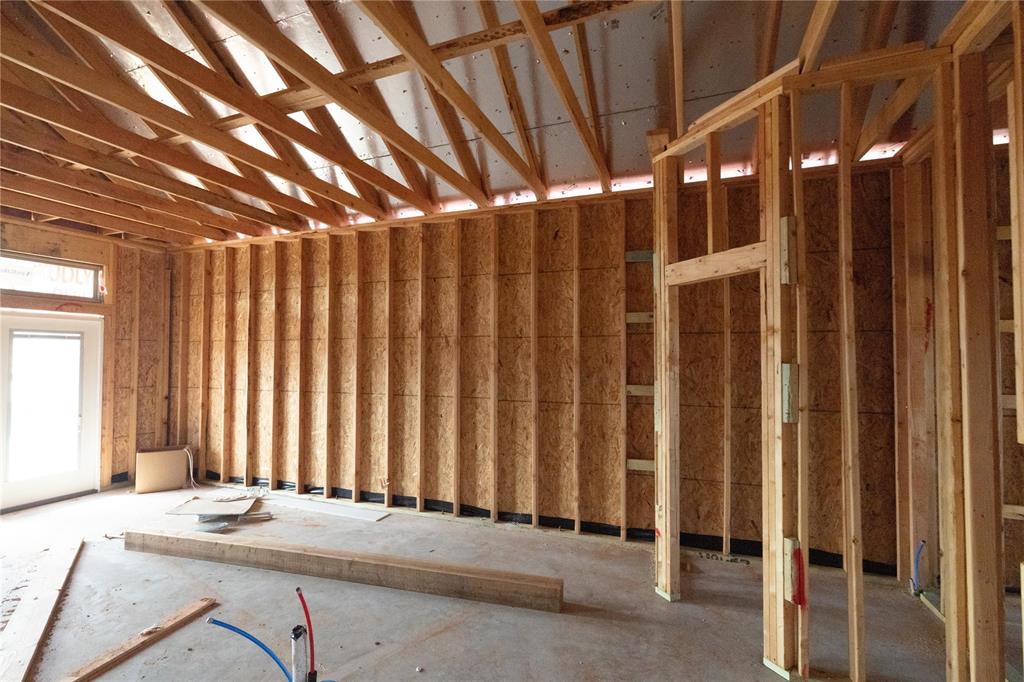 567 Straight Street Property Photo 3
