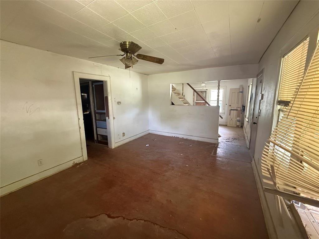 2520 Nw 15th Street Property Photo 3