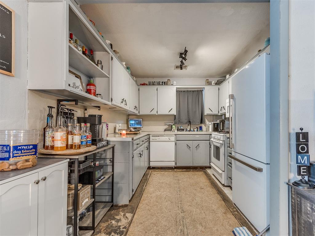 1012 Sw 45th Street Property Photo 19