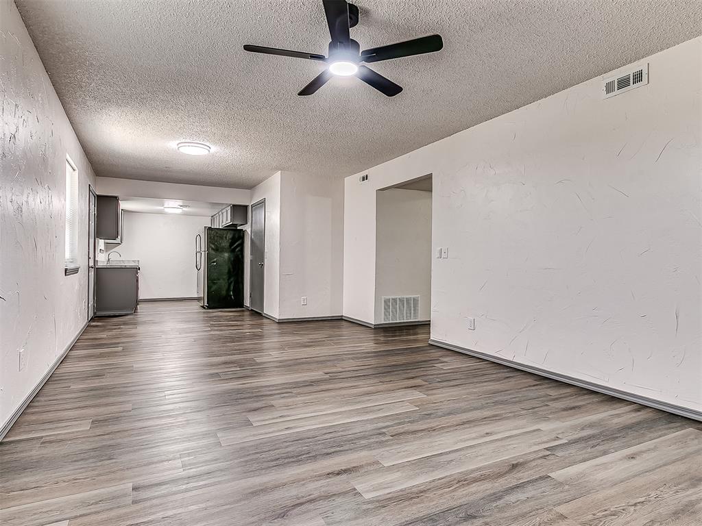 1009 Shady Creek Circle Property Photo 9