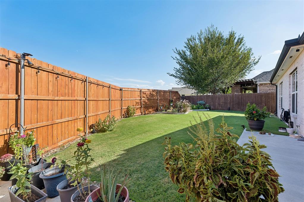 1800 Lago Drive Property Photo 45
