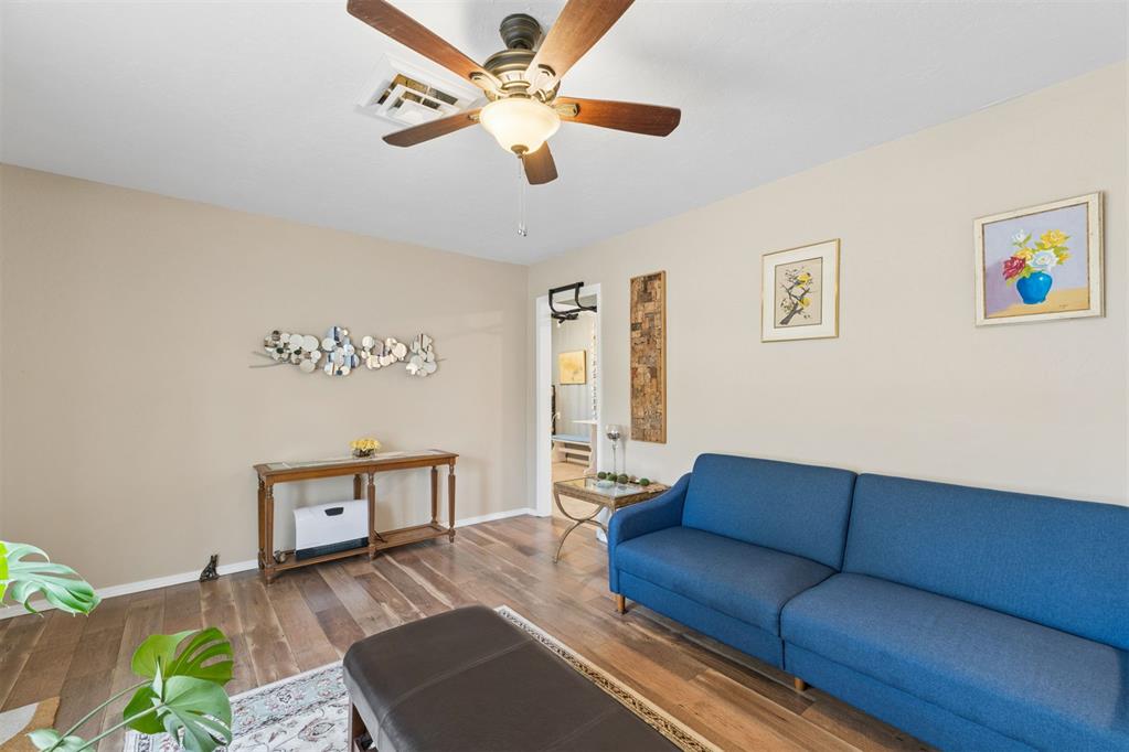 411 Russell Drive Property Photo 5