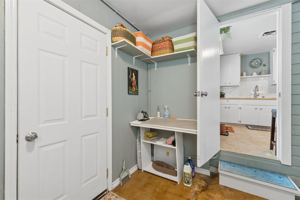 411 Russell Drive Property Photo 28