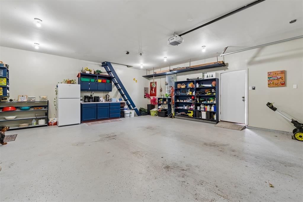 411 Russell Drive Property Photo 40
