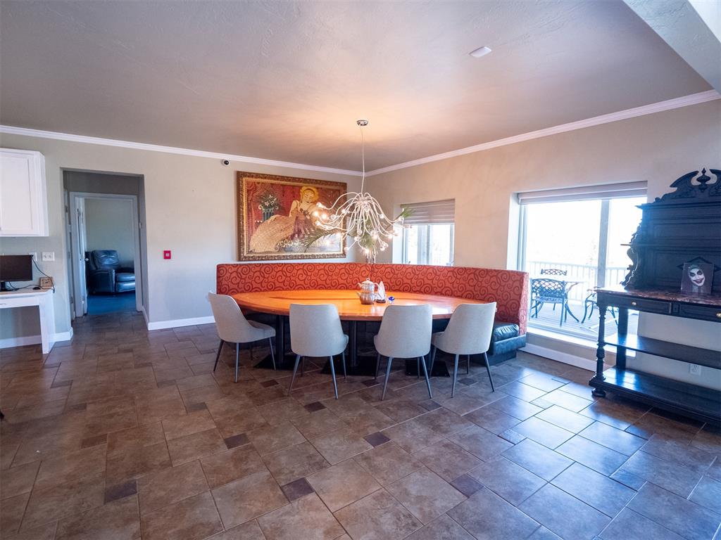 1601 E Hefner Road Property Photo 10