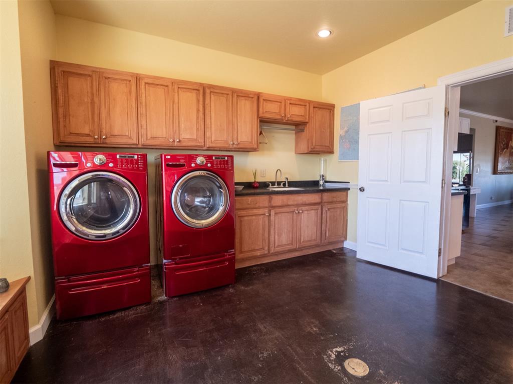 1601 E Hefner Road Property Photo 21