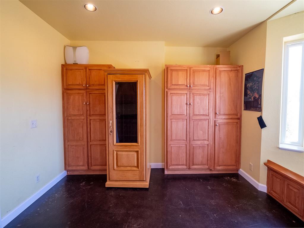 1601 E Hefner Road Property Photo 23
