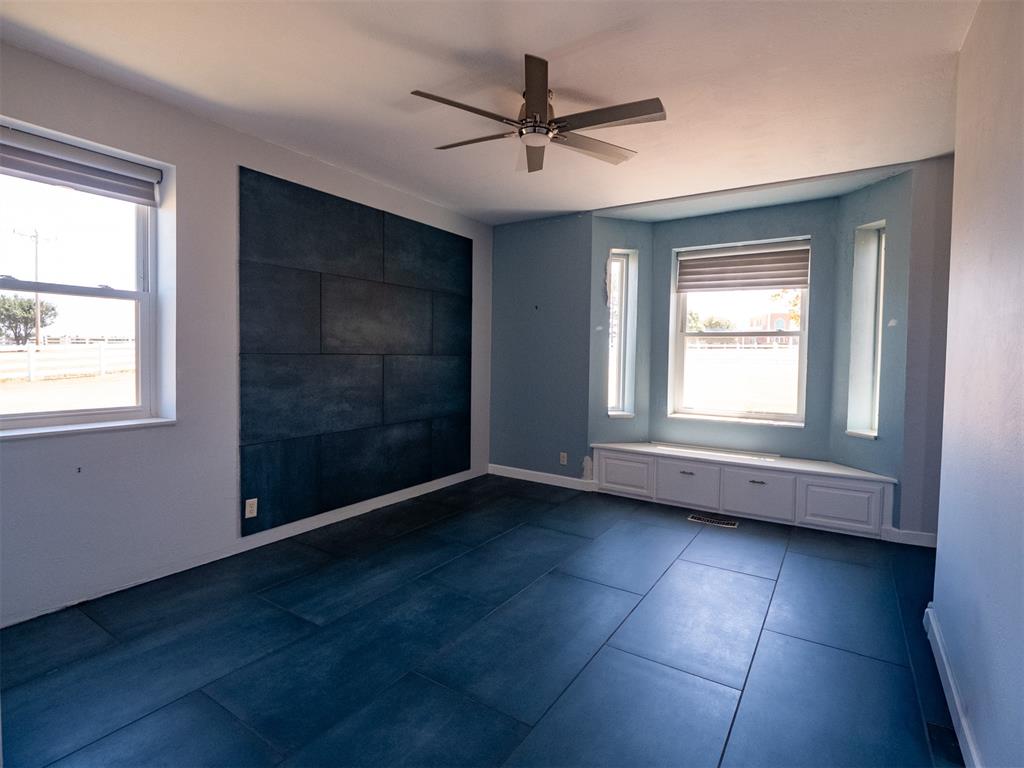 1601 E Hefner Road Property Photo 26