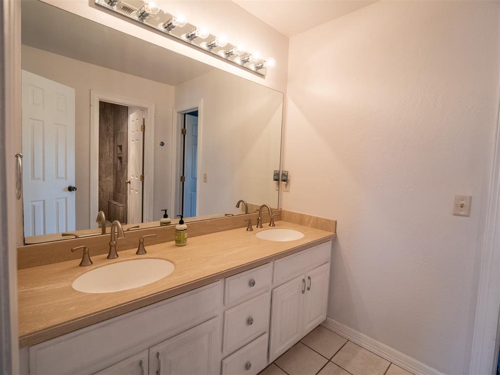 1601 E Hefner Road Property Photo 34