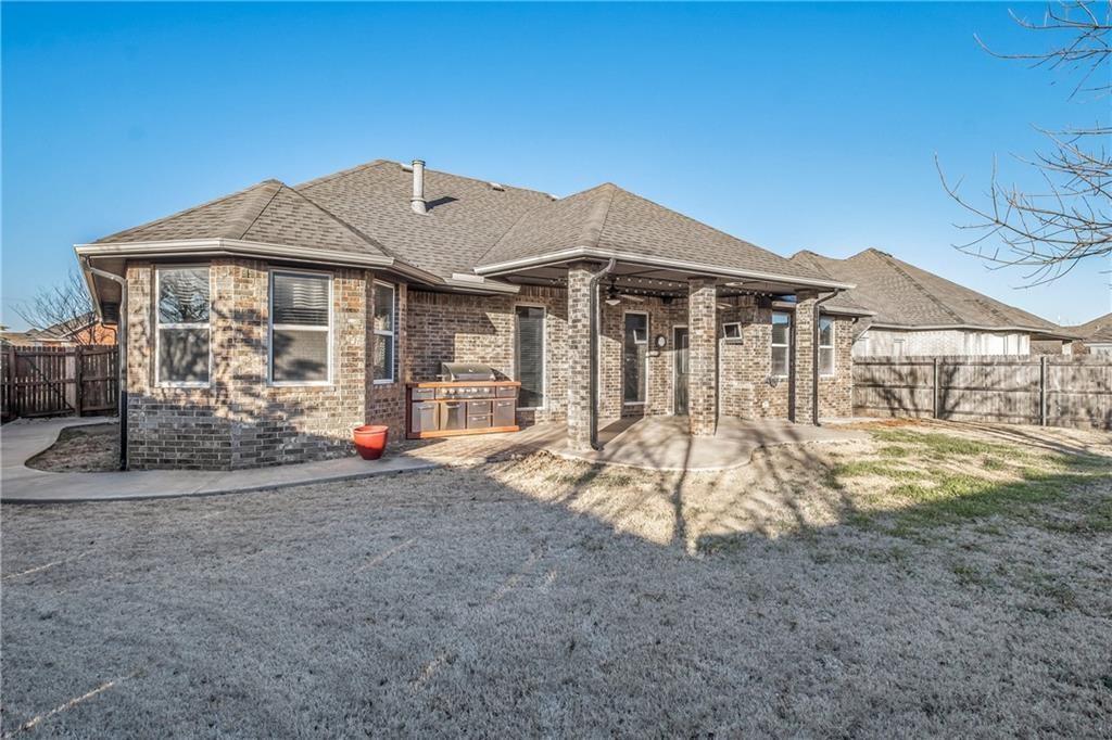 1704 Nw 164th Circle Property Photo 10