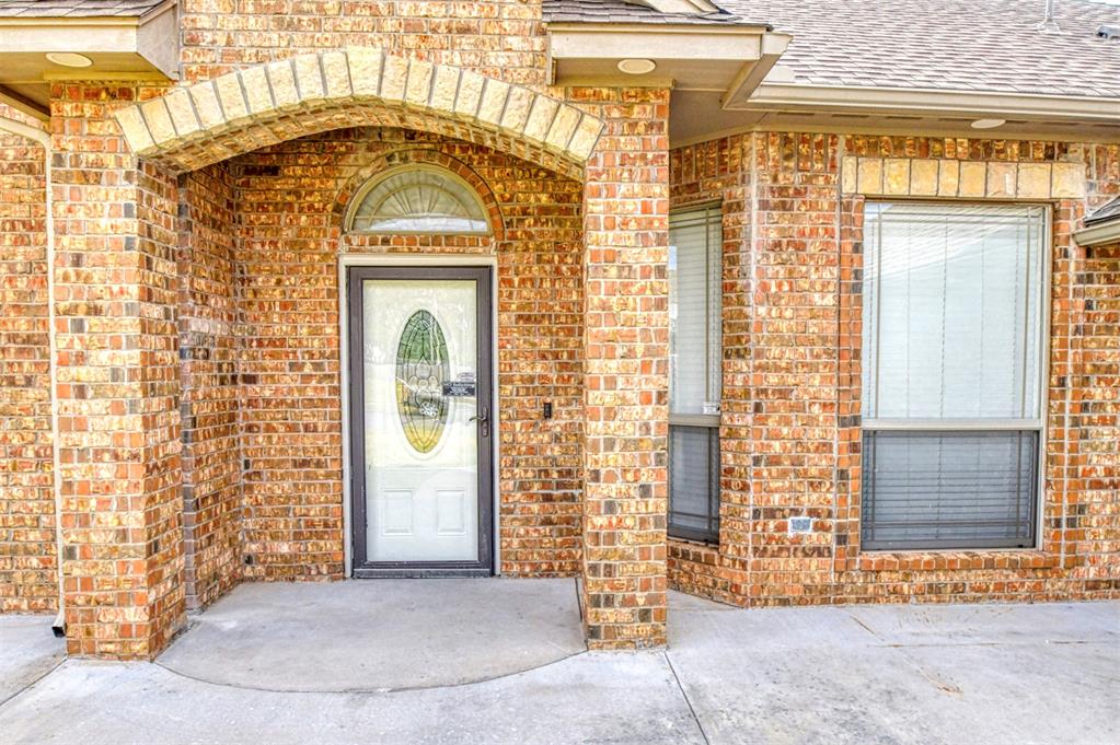 4228 Notting Hill Drive Property Photo 4