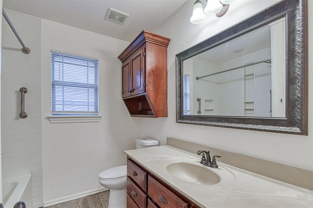 4228 Notting Hill Drive Property Photo 34