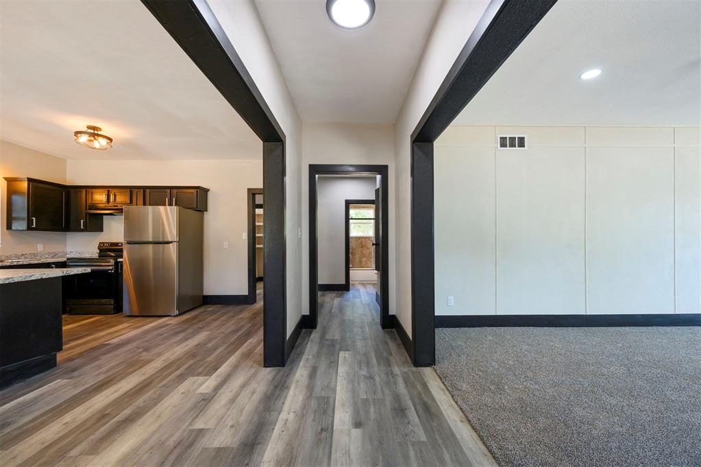 209 Boston Property Photo 10