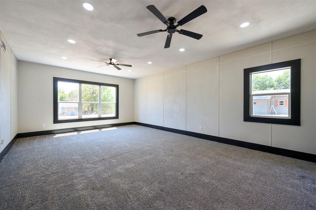 209 Boston Property Photo 13