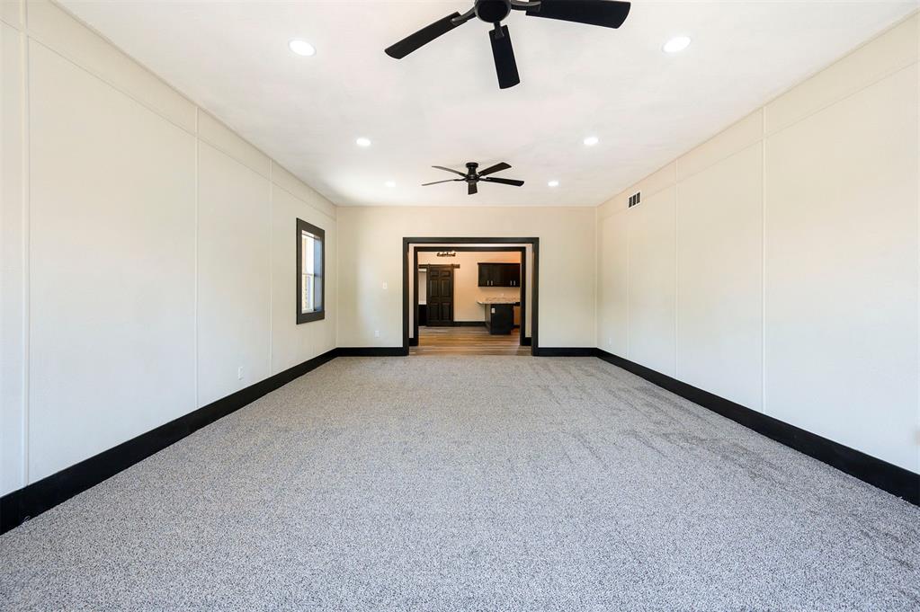 209 Boston Property Photo 15