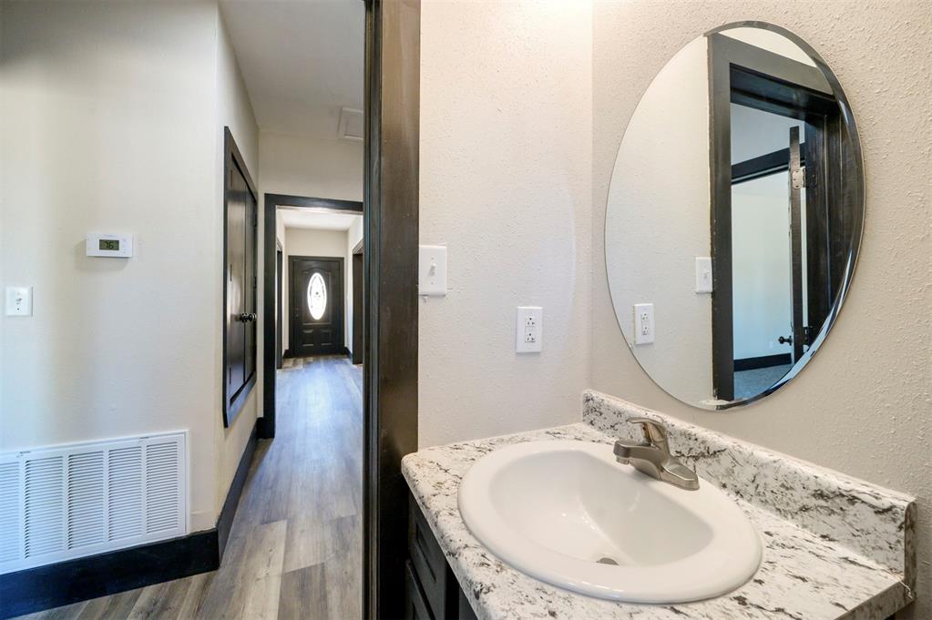 209 Boston Property Photo 27