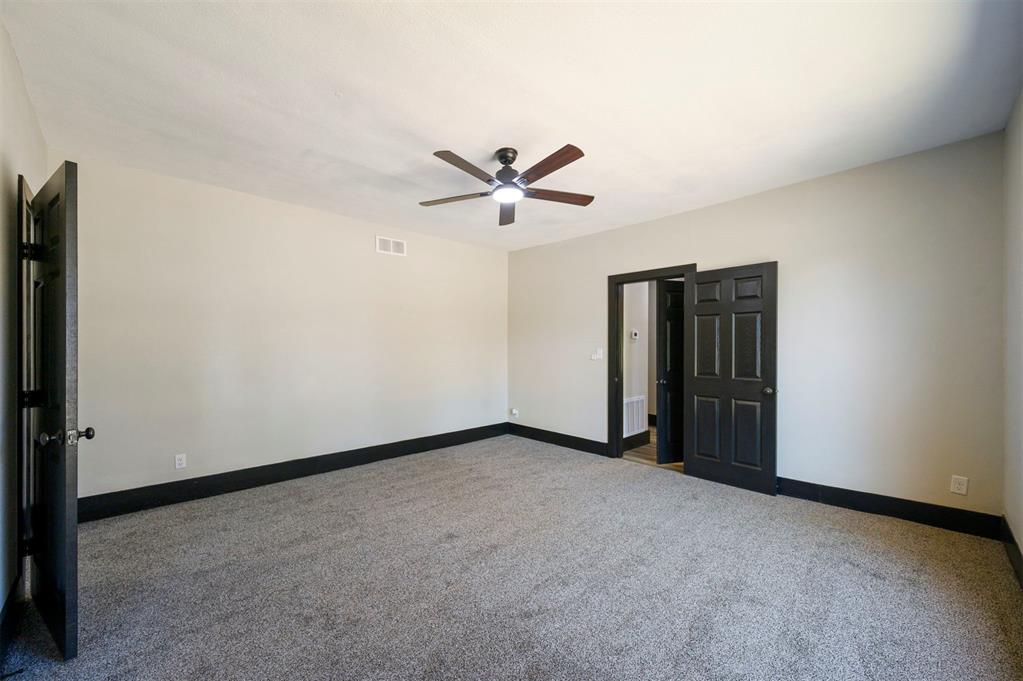 209 Boston Property Photo 30