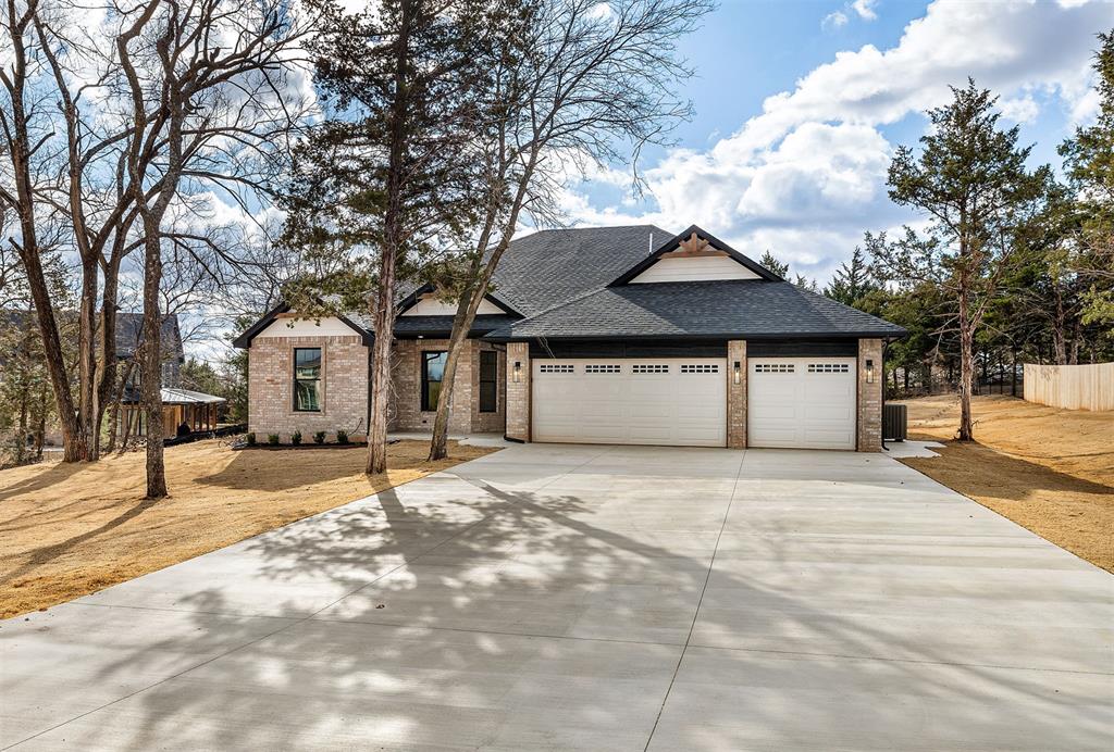 2415 Black Jack Way Property Photo 4