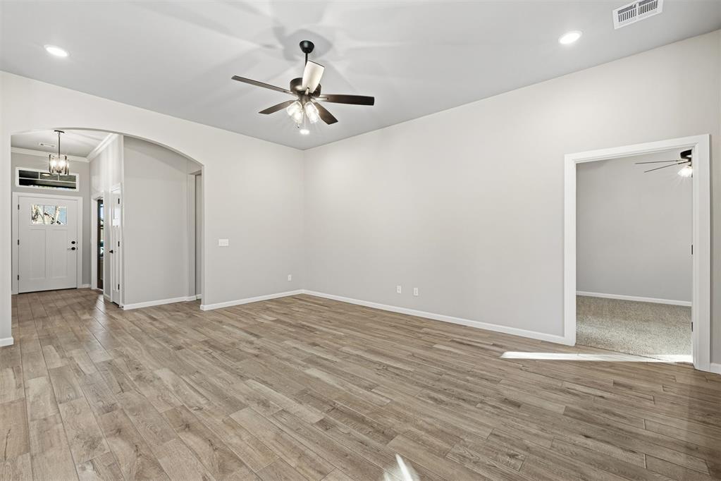 2415 Black Jack Way Property Photo 7
