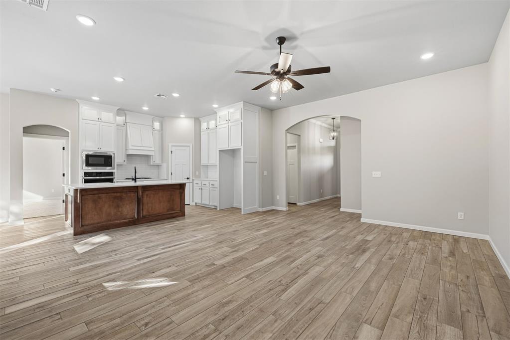 2415 Black Jack Way Property Photo 8