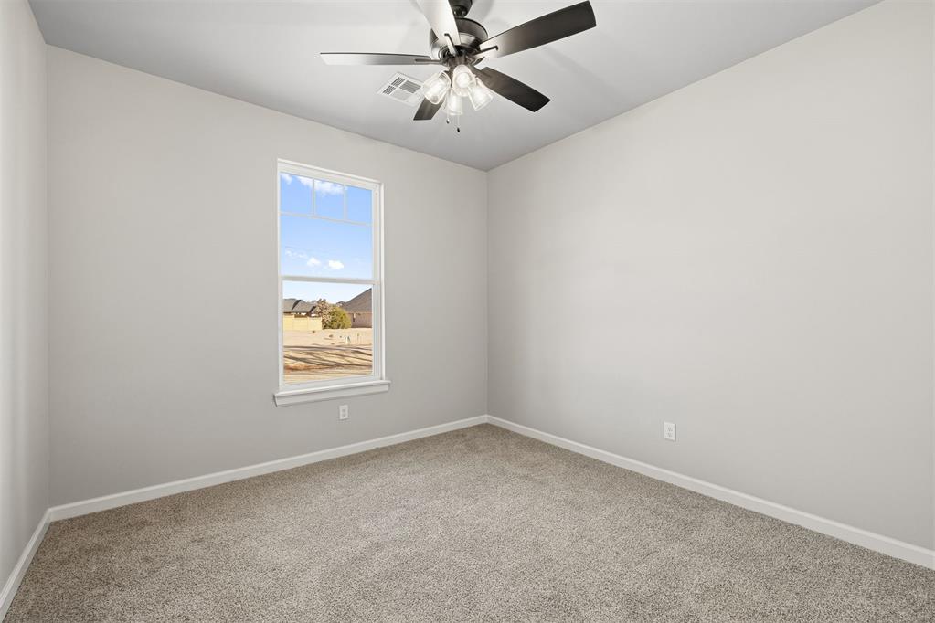 2415 Black Jack Way Property Photo 28
