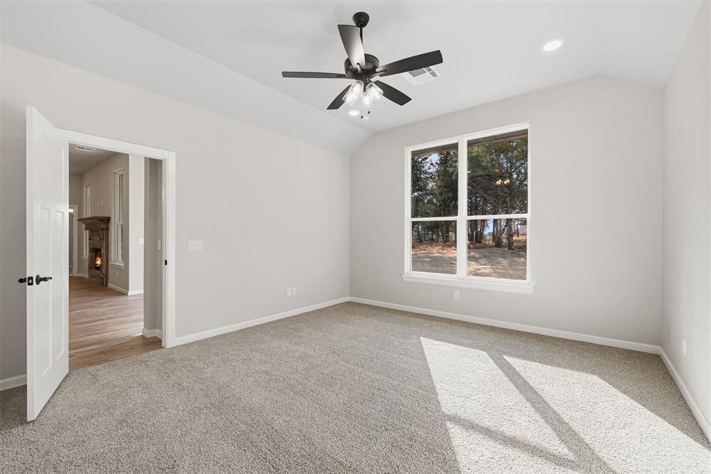 2415 Black Jack Way Property Photo 29