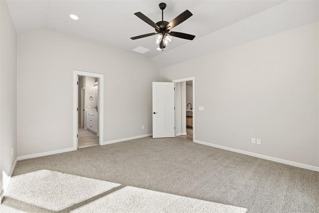 2415 Black Jack Way Property Photo 30