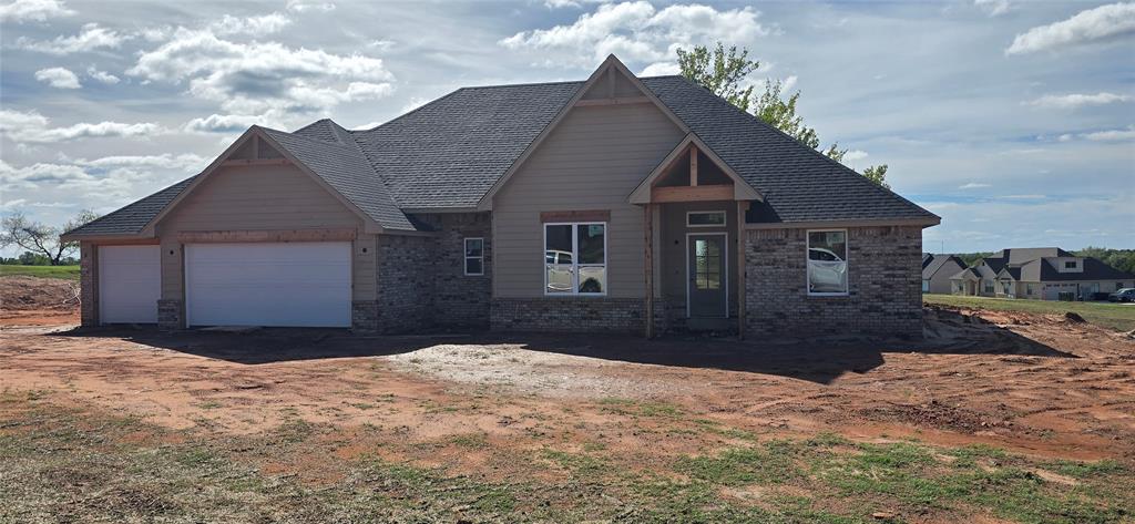 2437 Wolf Creek Bend Property Photo 3