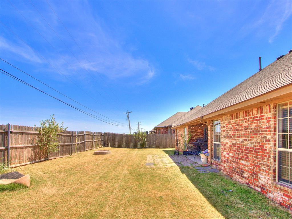 16704 Valderama Way Property Photo 14