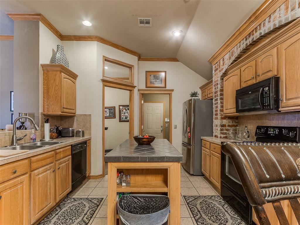 16704 Valderama Way Property Photo 39